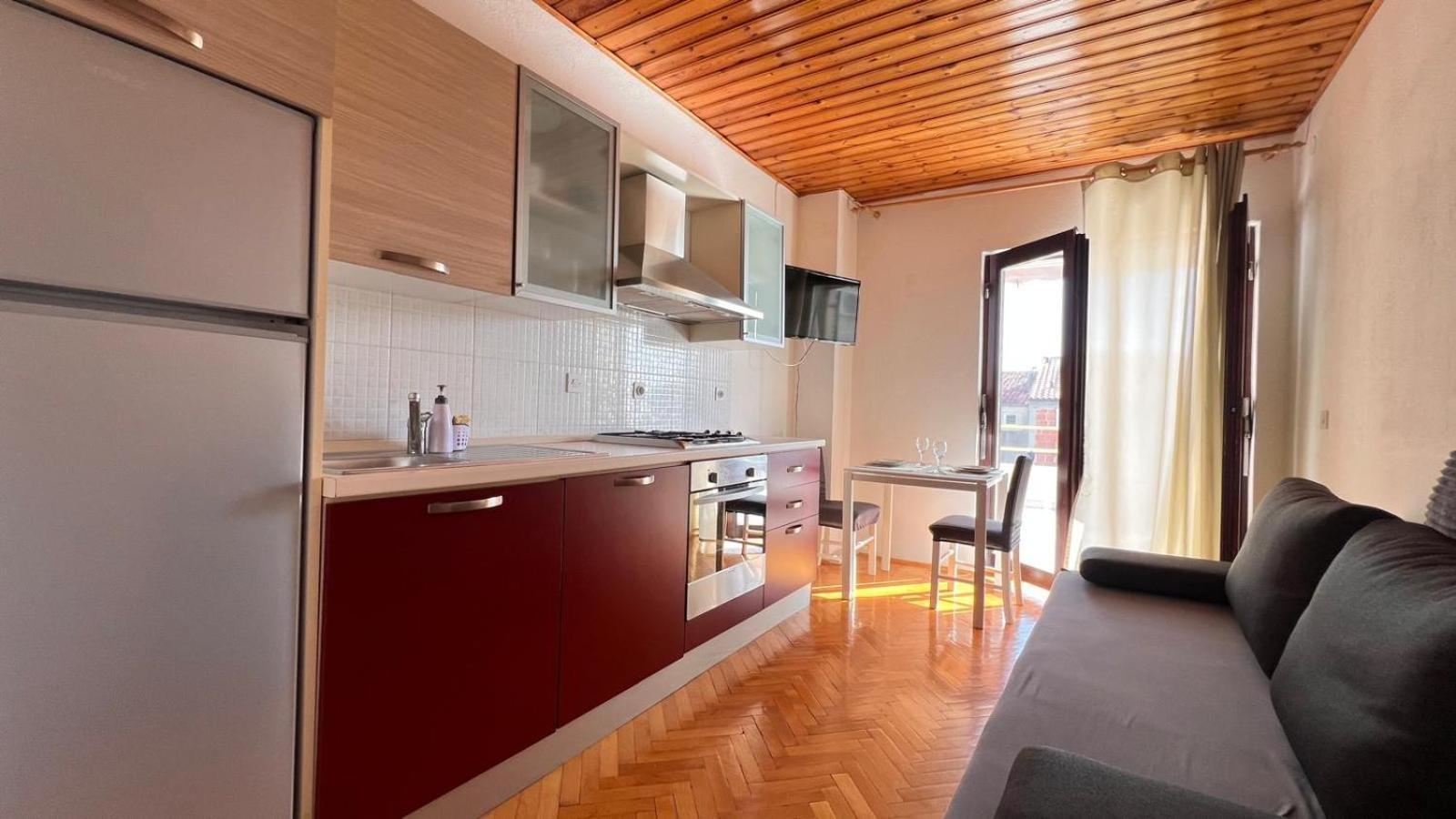 Apartment Kuba Makarska Buitenkant foto